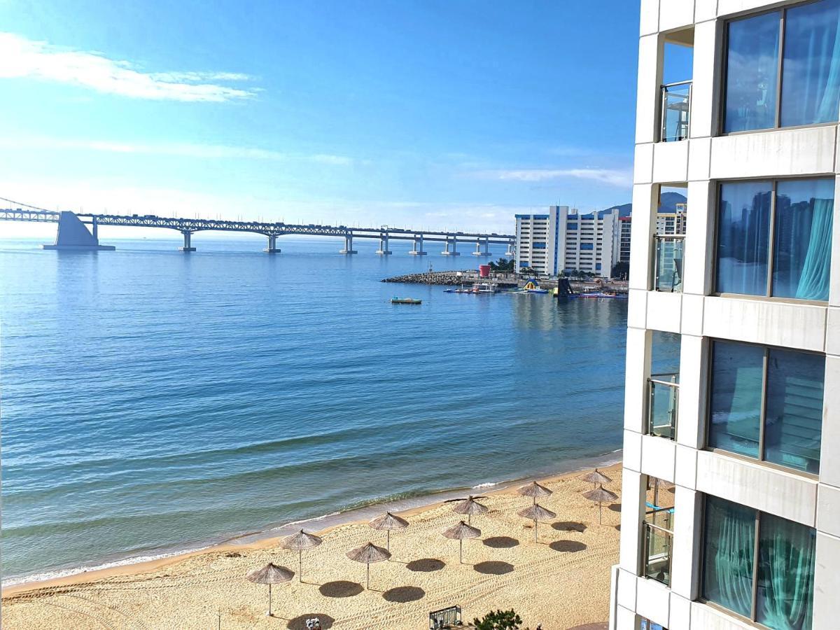 Holiday Apt Gwangan Beach Пусан Екстериор снимка